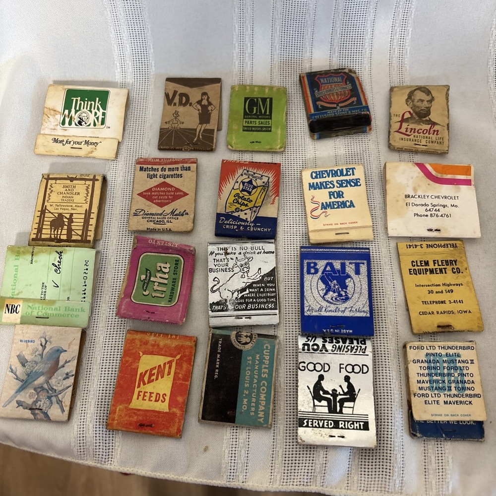 vintage matchbook #34 Blue Star‎ Potato Chips VD Kent Feeds Ford GM